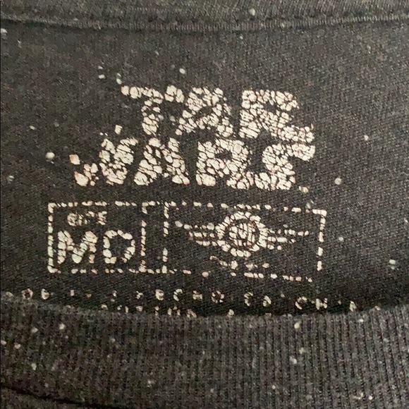 $10 SALE | STAR WARS graphic tee - Picture 3 of 4
